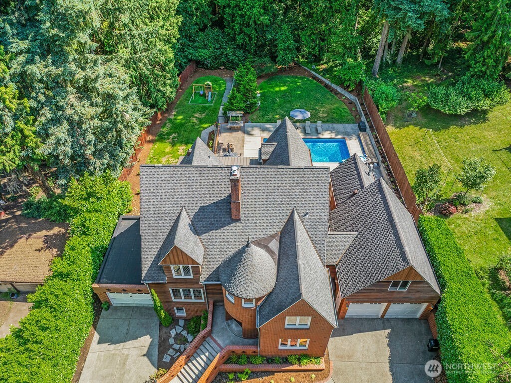 2608 Cascade Way