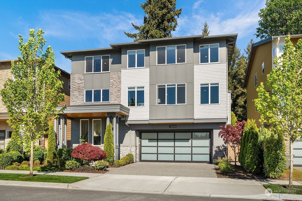 Photo of 15262 127th Place NE, Woodinville, WA 98072 (MLS # 2227802)