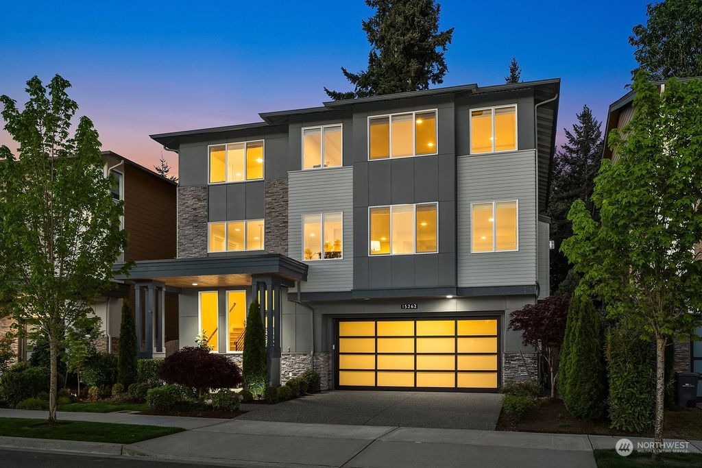 Photo of 15262 127th Place NE, Woodinville, WA 98072 (MLS # 2227802)