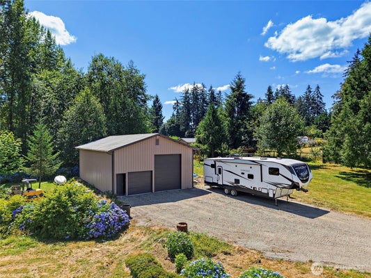 18625 SE 213TH ST, RENTON, WA 98058 - Image 4e2e038d75cd05c1ff7684aedaee643c/3918103049