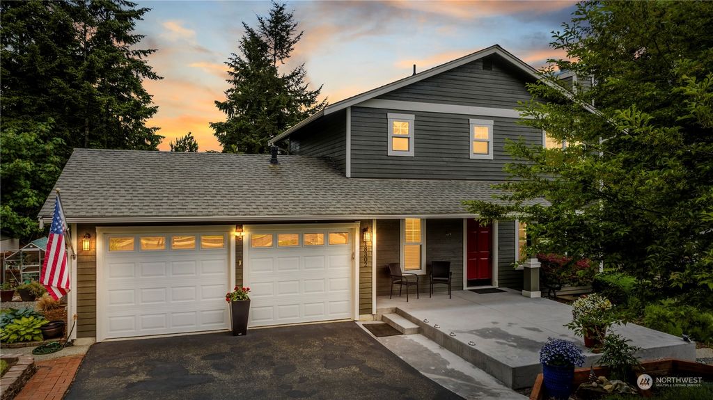 Photo of 18302 129th Place NE, Bothell, WA 98011 (MLS # 2252931)