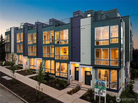 3852 Carr Place N Seattle WA 98103