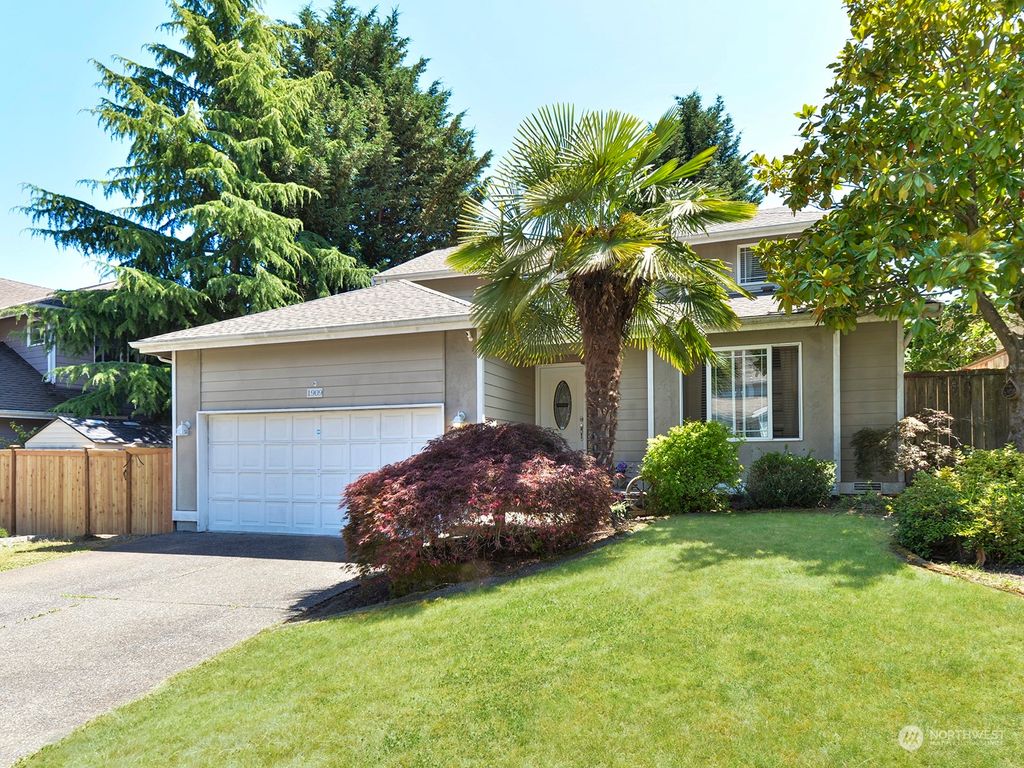 Photo of 1909 S 379th Street, Milton, WA 98003 (MLS # 2267396)