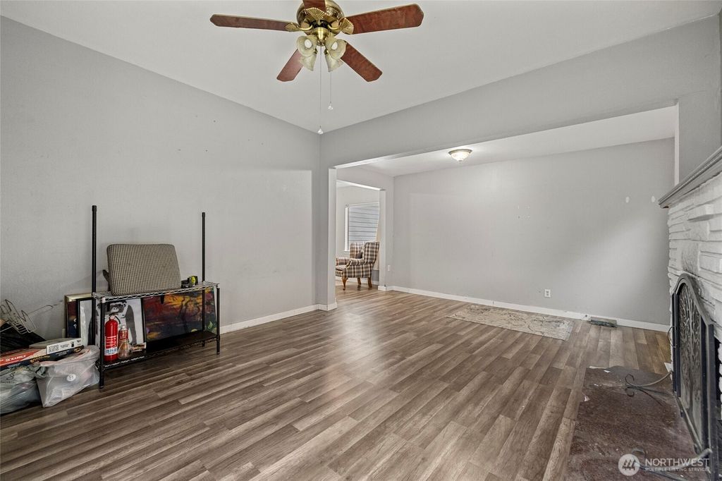 Photo of 824 Borseth Street, Sedro Woolley, WA 98284 (MLS # 2526283)