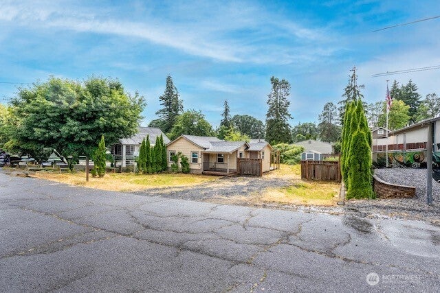 Photo of 295 N 8th Street, St. Helens, OR 97051 (MLS # 2554147)