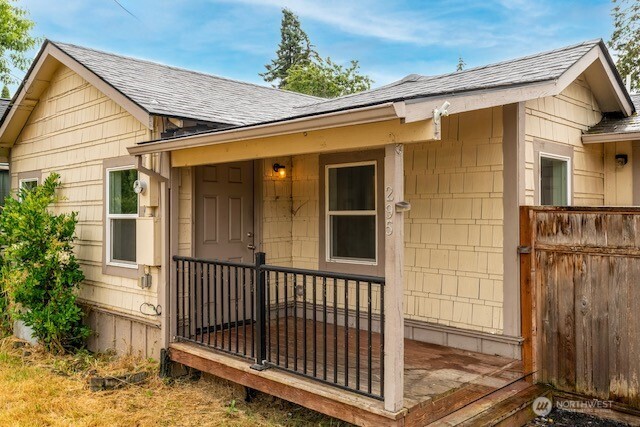 295 N 8th Street