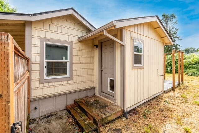 295 N 8th Street