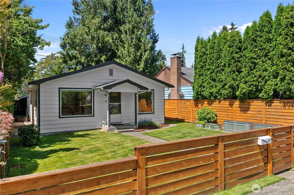 Photo of 420 French Avenue, Arlington, WA 98223 (MLS # 2404594)
