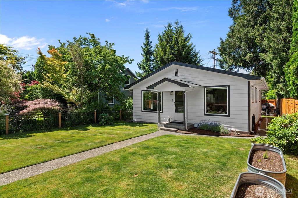 Photo of 420 French Avenue, Arlington, WA 98223 (MLS # 2404594)