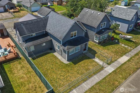 Photo of 1120 3rd Street, Cosmopolis, WA 98537 (MLS # 2563848)