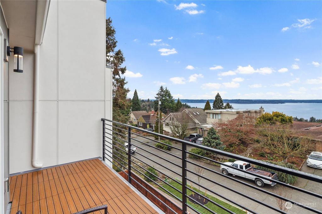Photo of 8824 B 38th Avenue SW, Seattle, WA 98126 (MLS # 2327773)