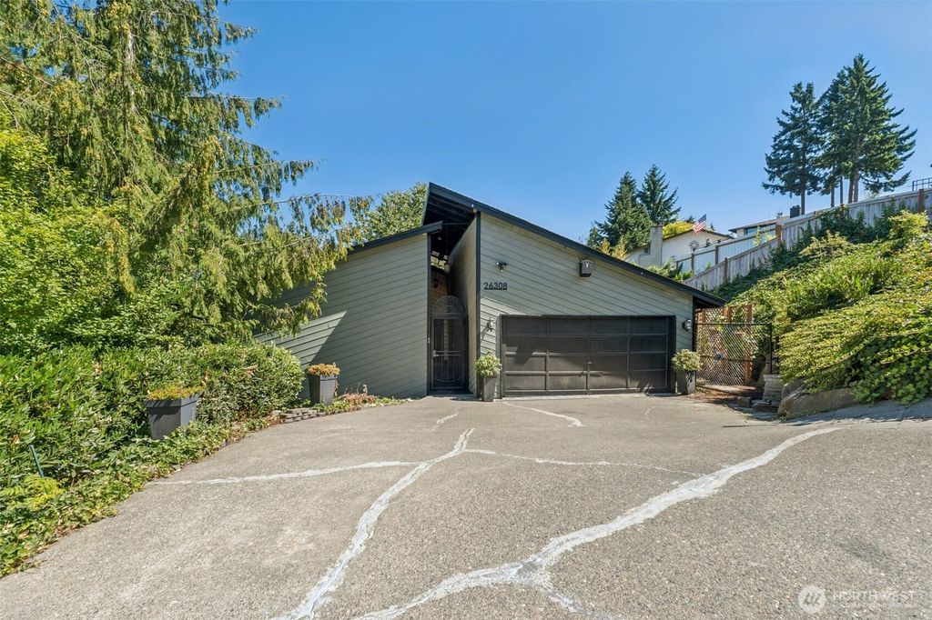 Photo of 26308 42nd Avenue S, Kent, WA 98032 (MLS # 2413803)
