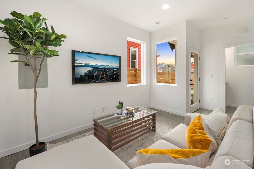 Photo of 1141 NW 59th Street #B, Seattle, WA 98107 (MLS # 2217238)