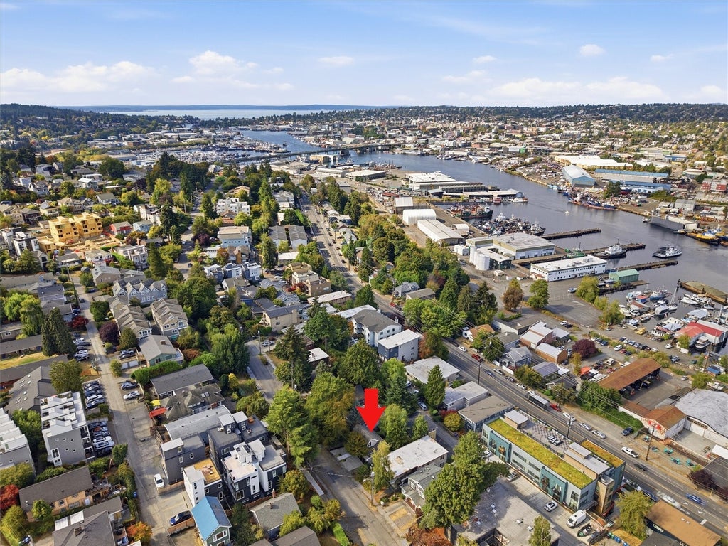 Photo of 626 W Emerson Street, Seattle, WA 98119 (MLS # 2599243)