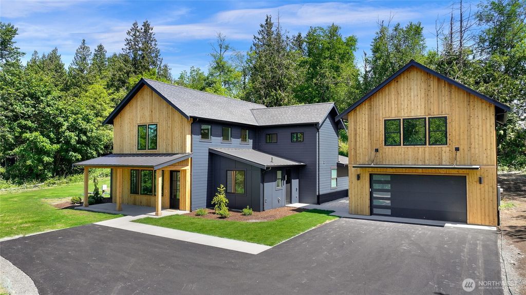 Photo of 5774 Denali Lane, Bellingham, WA 98226 (MLS # 2533428)