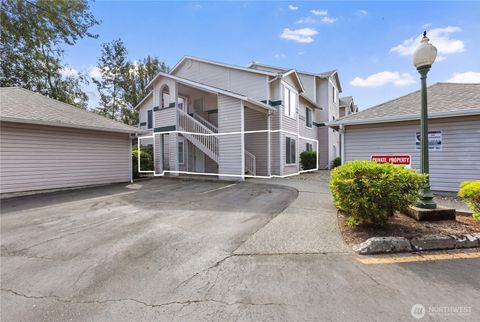 Photo of 11518 12th Avenue W #D101, Everett, WA 98204 (MLS # 2546315)