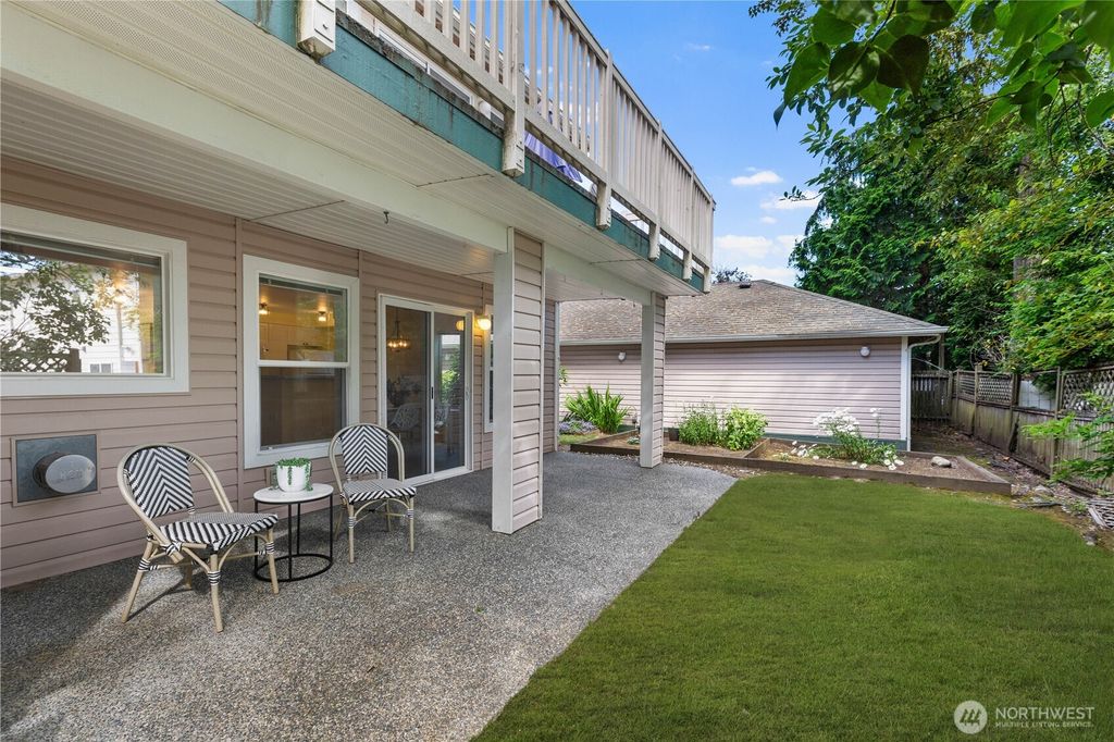 Photo of 11518 12th Avenue W #D101, Everett, WA 98204 (MLS # 2546315)