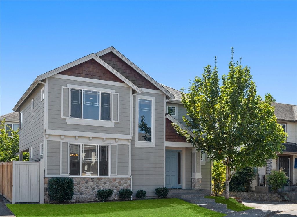 Photo of 4421 NE 3rd Lane, Renton, WA 98059 (MLS # 2052858)
