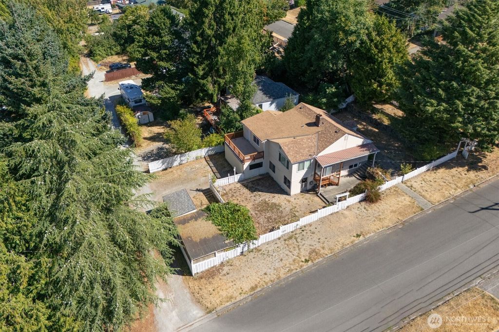 Photo of 10471 6th Avenue SW, Seattle, WA 98146 (MLS # 2421160)