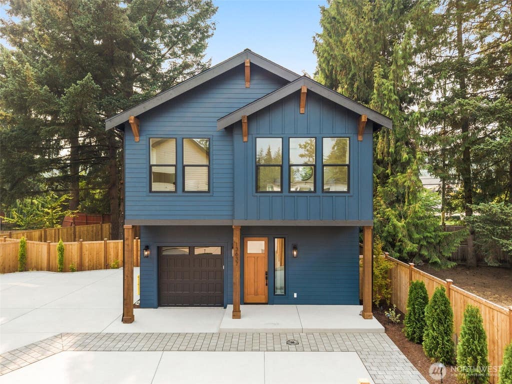 Photo of 13637 103rd Avenue NE, Kirkland, WA 98034 (MLS # 2566498)