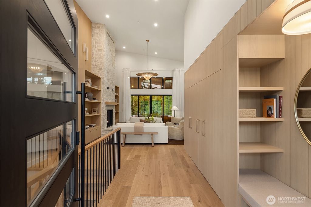 Photo of 110 Kokanee Loop, Cle Elum, WA 98941 (MLS # 2512930)