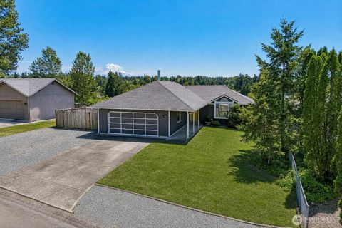 Photo of 21713 47th Avenue Ct E, Spanaway, WA 98387 (MLS # 2549313)