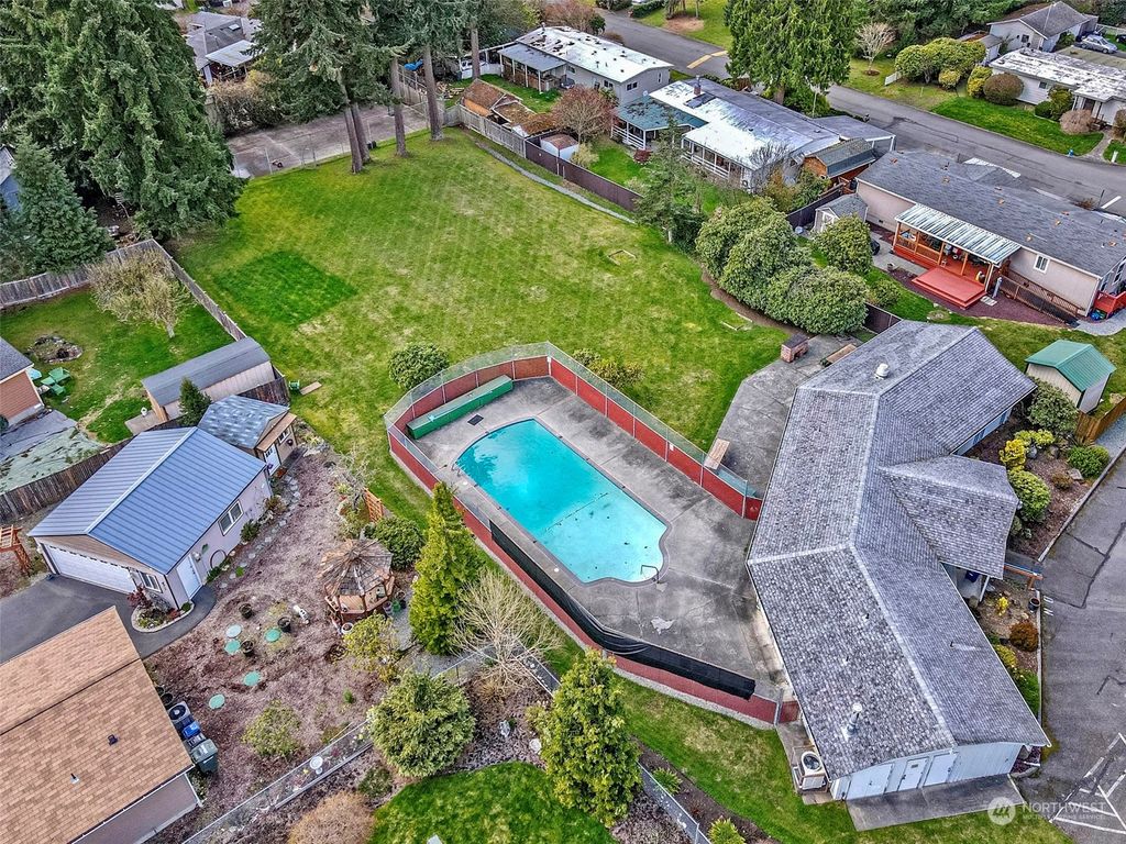 Photo of 3217 SE 207th Place, Bothell, WA 98012 (MLS # 2058747)