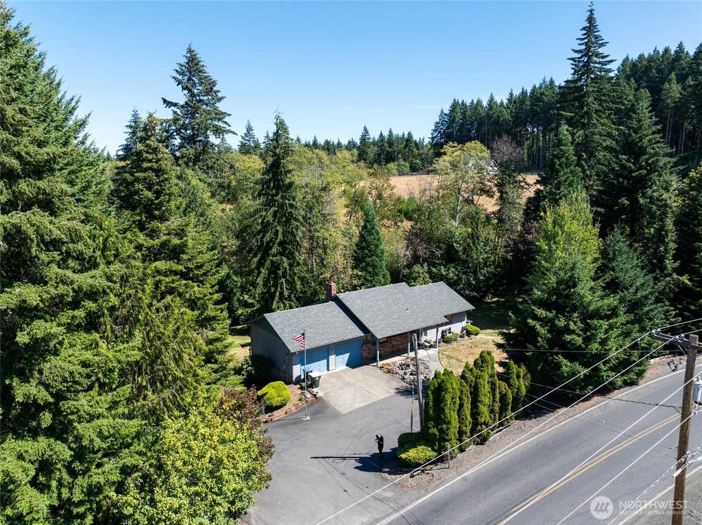 Photo of 237 Frogner Road, Chehalis, WA 98532 (MLS # 2567451)
