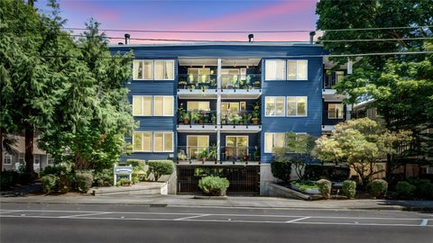 Photo of 18210 73rd Avenue NE #304, Kenmore, WA 98028 (MLS # 2597802)