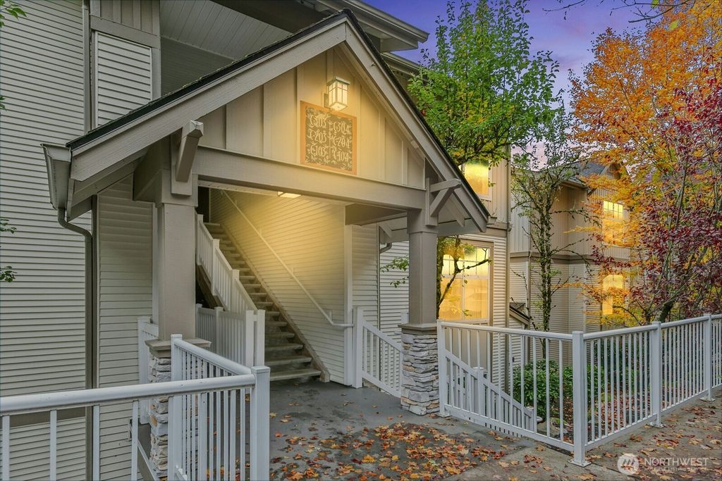 Photo of 23420 SE Black Nugget Road #C303, Issaquah, WA 98029 (MLS # 2446936)