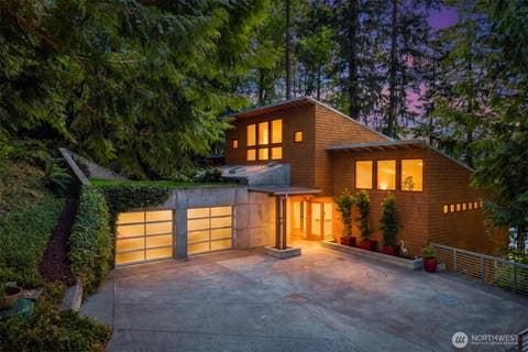 Photo of 11515 Blue Heron Lane NE, Bainbridge Island, WA 98110 (MLS # 2568936)