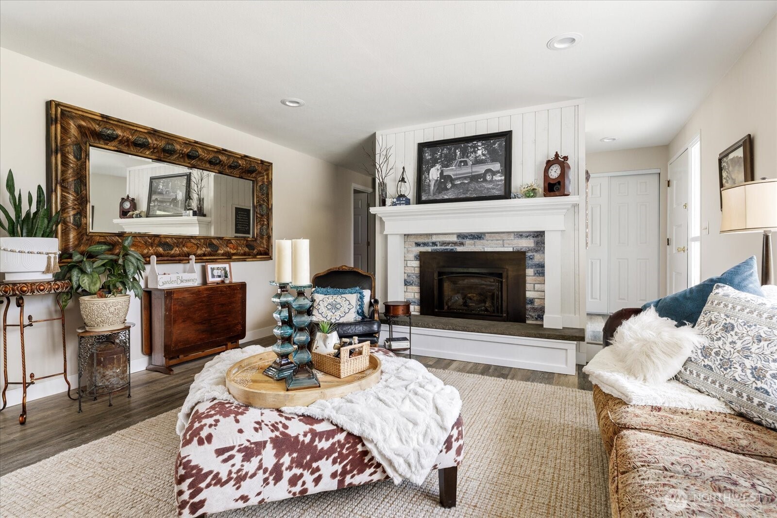 750 SW Thornberry Drive