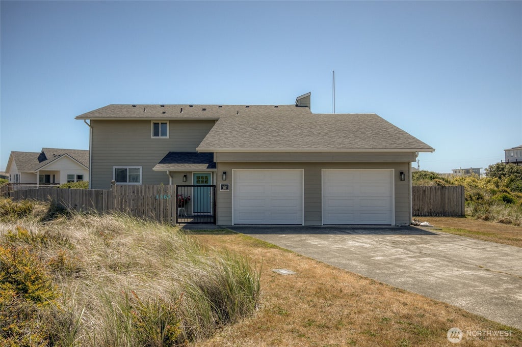 Photo of 1161 Glendale Court SW, Ocean Shores, WA 98569 (MLS # 2577271)