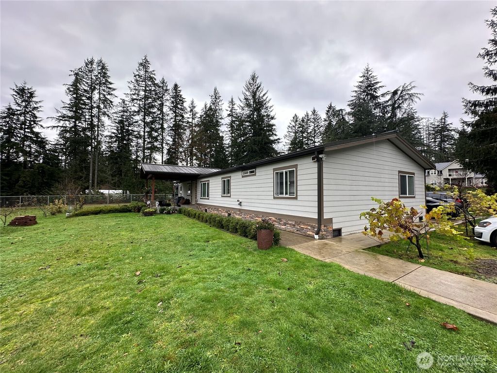 Photo of 31305 SE 202nd Avenue, Kent, WA 98042 (MLS # 2428974)