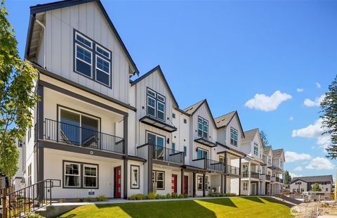 Photo of 9017 NE 203rd Court #C, Bothell, WA 98011 (MLS # 2340180)