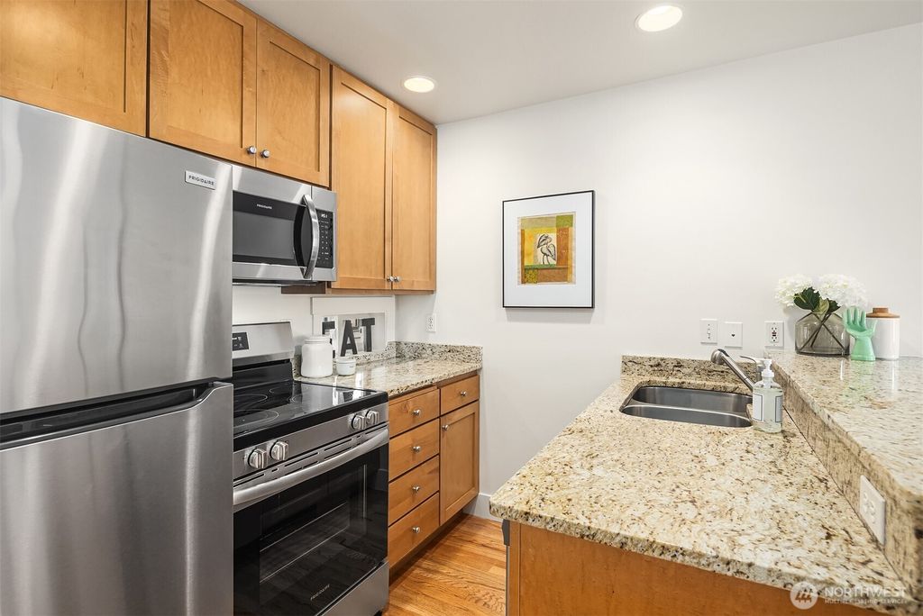 Photo of 602 NE 68th Street, Seattle, WA 98115 (MLS # 2384993)