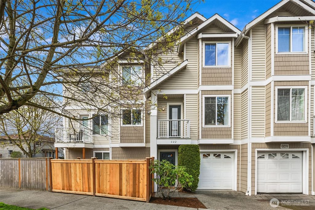 Photo of 602 NE 68th Street, Seattle, WA 98115 (MLS # 2384993)