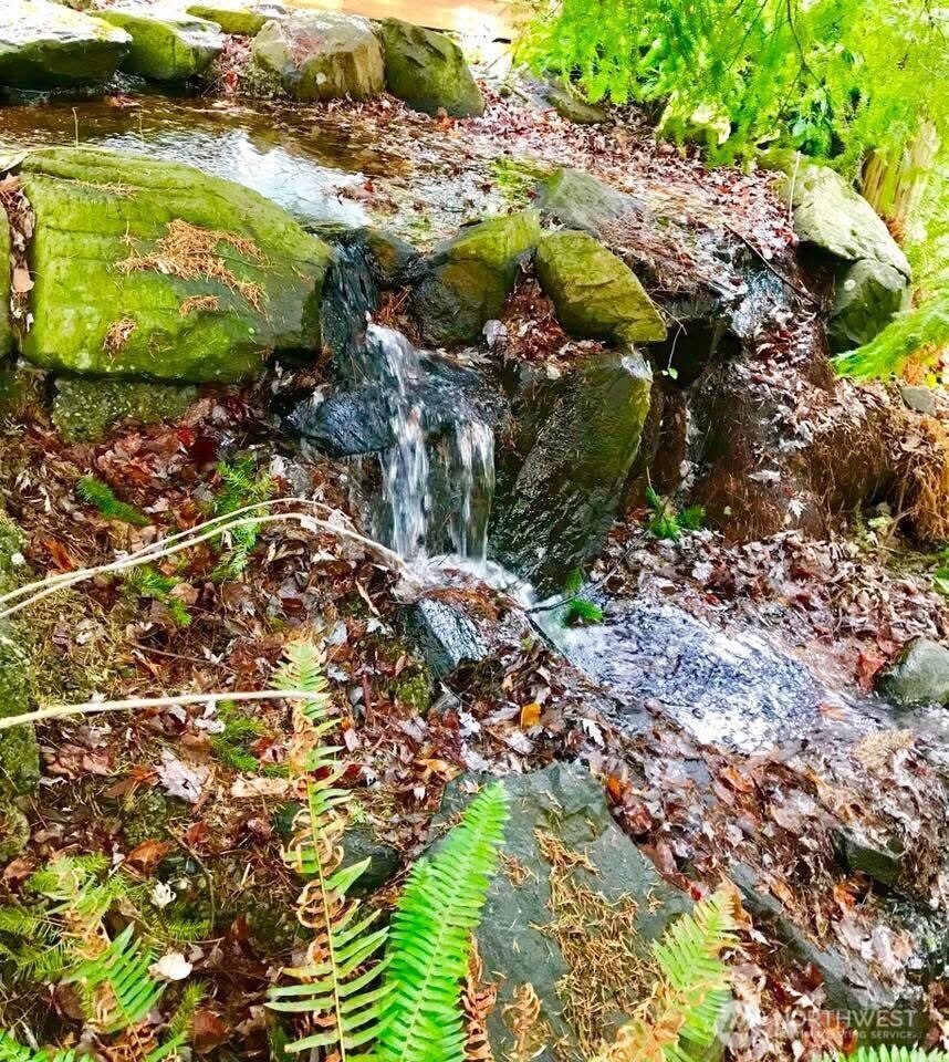 19414 Aurora Avenue N 107