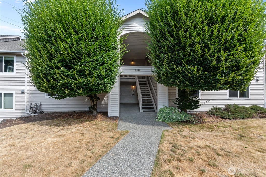 Photo of 8833 1st Street NE #J204, Lake Stevens, WA 98258 (MLS # 2557125)