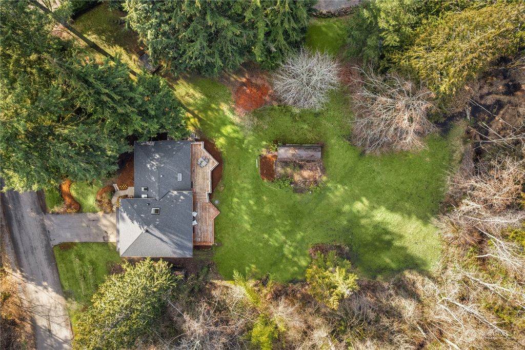 Photo of 23714 NE 70th Street, Redmond, WA 98053 (MLS # 2072118)