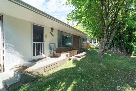 Photo of 1802 22nd Avenue SE, Olympia, WA 98501 (MLS # 2489698)