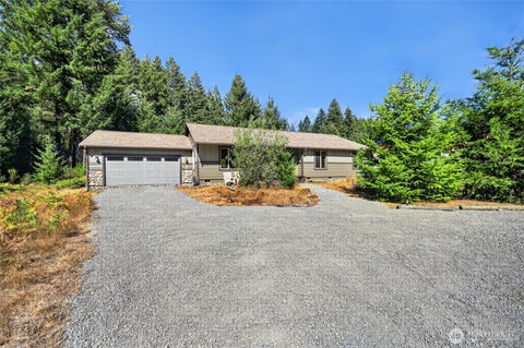 Photo of 105 Jack Fir Court E, Packwood, WA 98361 (MLS # 2575914)
