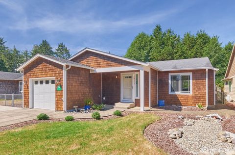 Photo of 30511 L Place, Ocean Park, WA 98640 (MLS # 2489174)