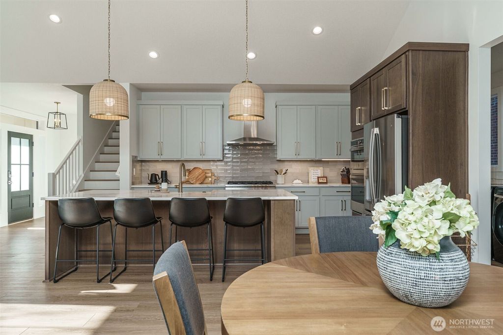 Photo of 800 E 37th Street, Vancouver, WA 98663 (MLS # 2470524)