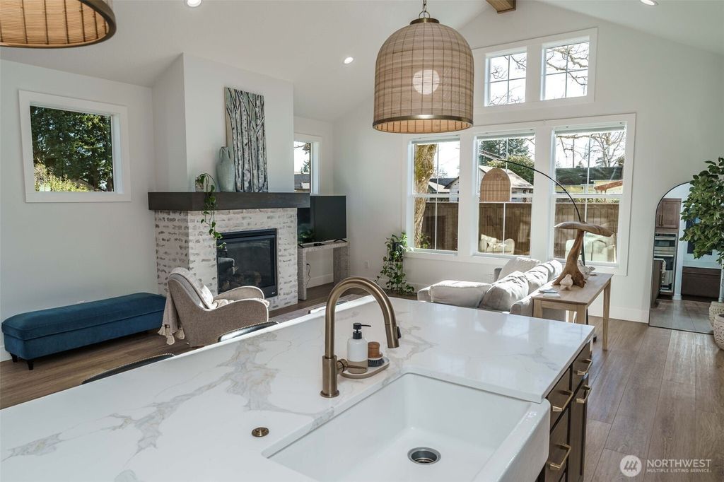 Photo of 800 E 37th Street, Vancouver, WA 98663 (MLS # 2470524)