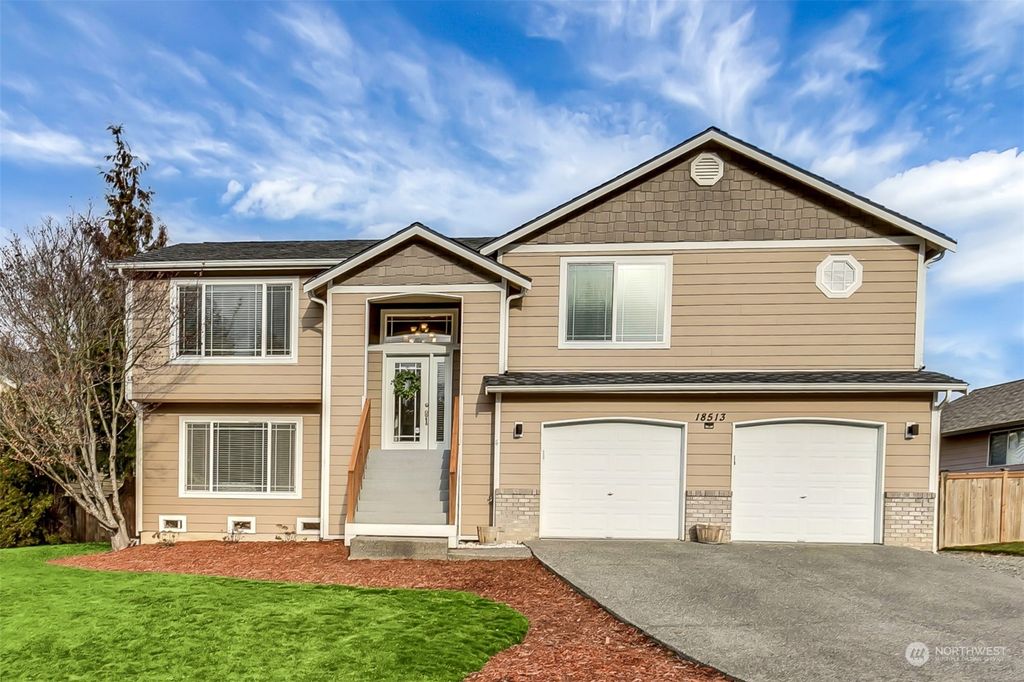 Photo of 18513 Balmoral Drive, Arlington, WA 98223 (MLS # 2024420)
