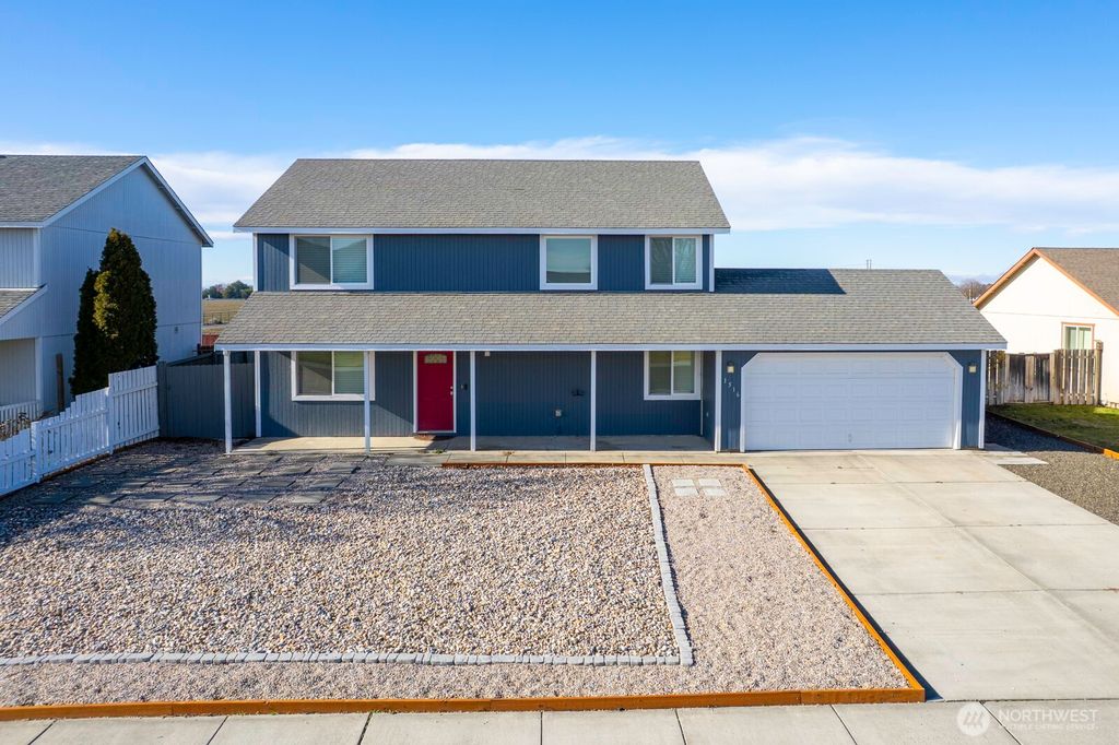 Photo of 1516 S Husky Dr, Moses Lake, WA 98837 (MLS # 2476731)