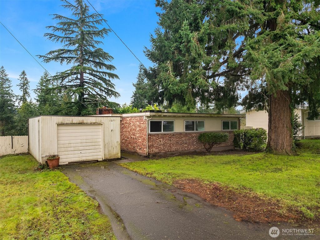 Photo of 1071 158th Place SE, Bellevue, WA 98008 (MLS # 2492588)