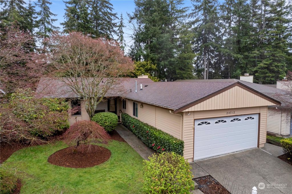 Photo of 24712 12th Avenue S, Des Moines, WA 98198 (MLS # 2054309)