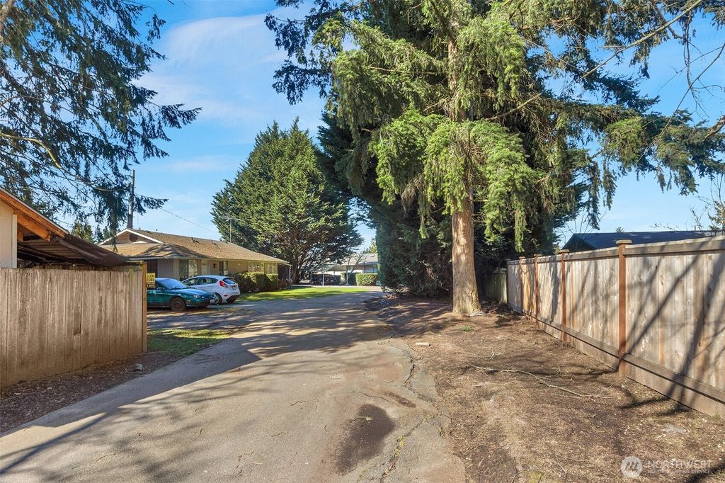 Photo of 5005 88th Street NE, Marysville, WA 98270 (MLS # 2508656)